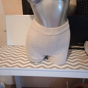 H&M Cream Ribbed Women Shorts